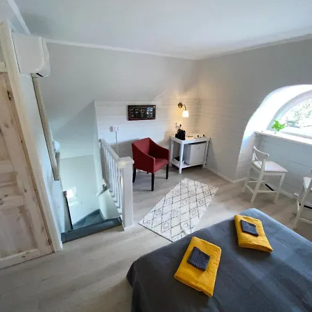 Kapteni Tuba - Captains - Square In Kärdla