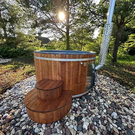 Kapteni Tuba - Captains - Square In Kärdla