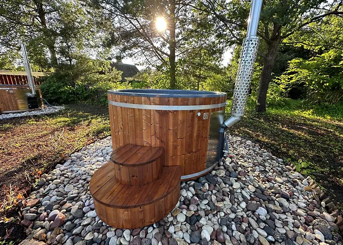 Kapteni Tuba - Captains - Square In Kärdla